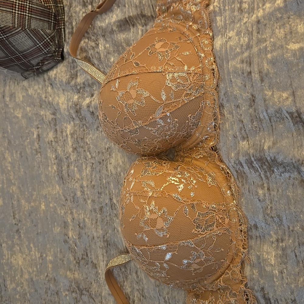 Victoria's Secret